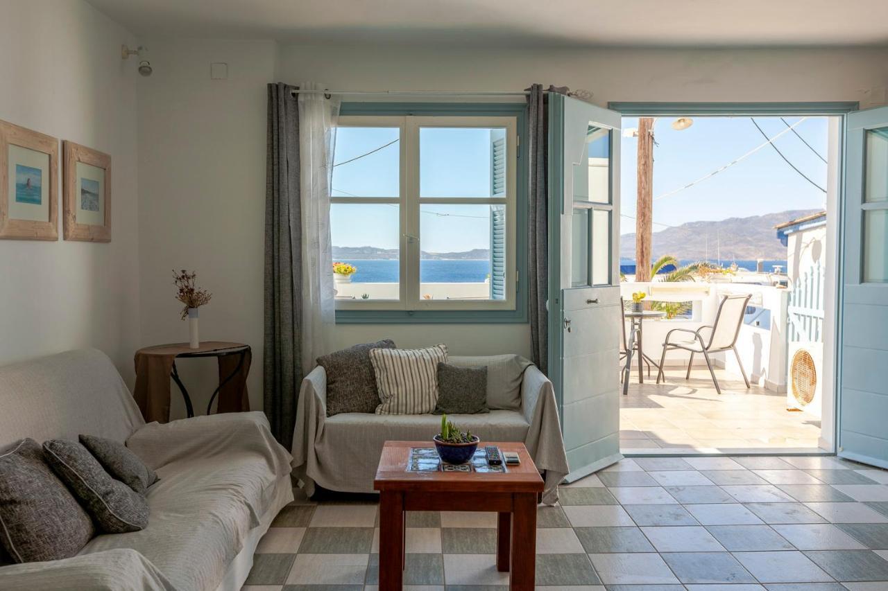 Emily'S Suites Adámas Eksteriør bilde